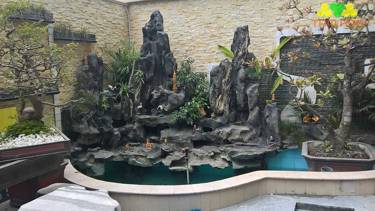Hòn non bộ ngoài trời đẹp