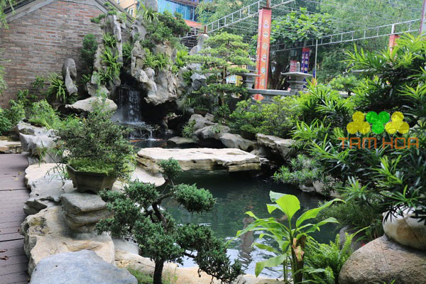 Hòn non bộ ngoài trời giá tốt