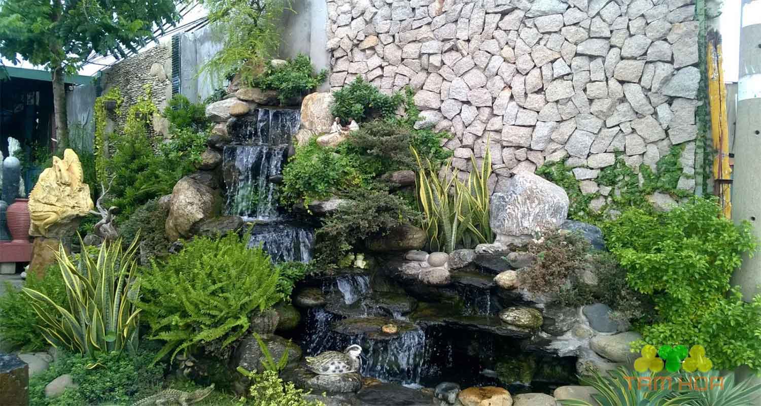 Mẫu hòn non bộ ngoài trời bố cục sáng tạo