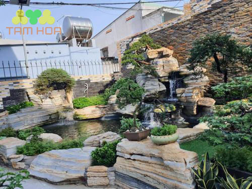 Hòn non bộ thác nước tạo hình đẹp