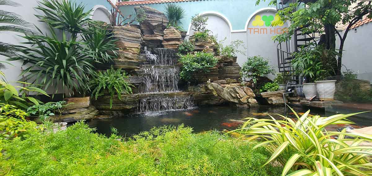 Hòn non bộ thác nước phong cách đương đại