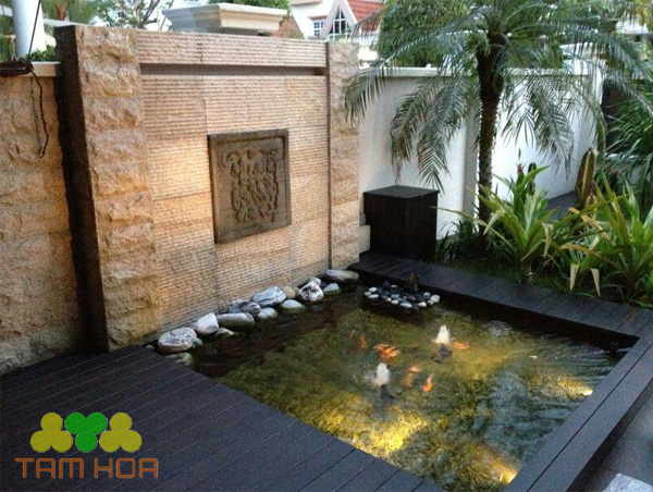 Mẫu hồ cá Koi tại sảnh lớn