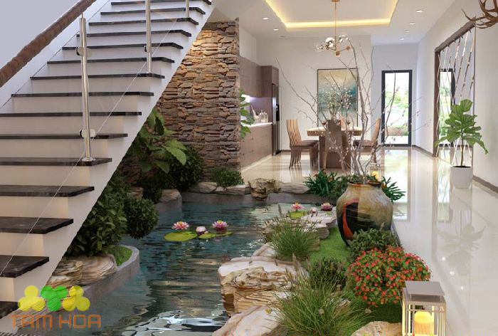 Hồ cá Koi trong nhà tạo một khu vườn nhỏ